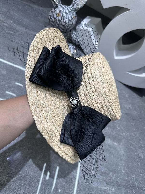 Chanel top hat dx (180)