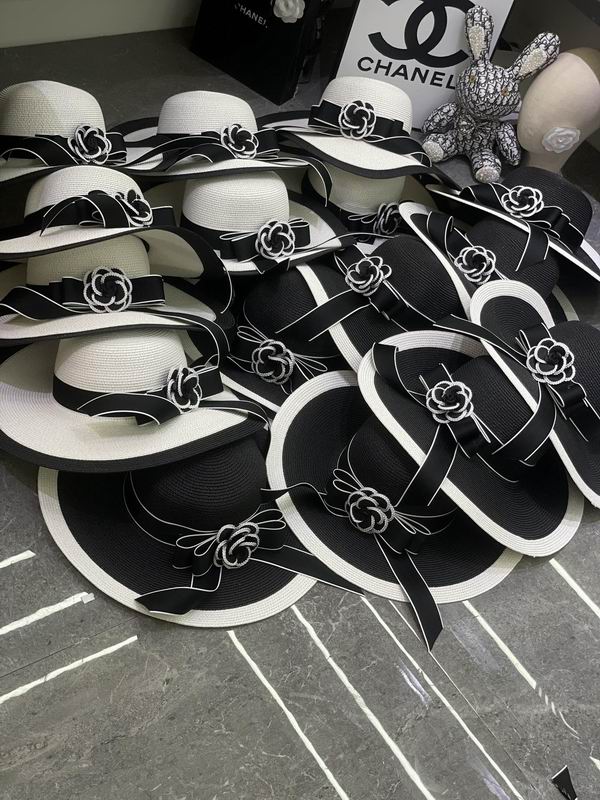 Chanel top hat dx (1813)