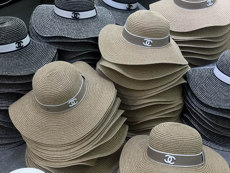 Chanel top hat dx (1823)
