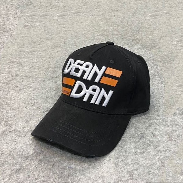 DSQ cap D213