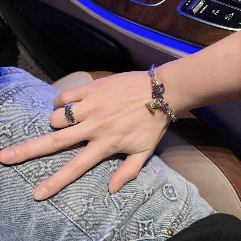 Dior Bracelet  02yxs01 (7)