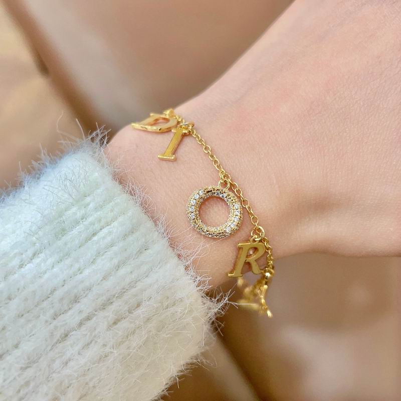Dior Bracelet  02yxs02 (1)