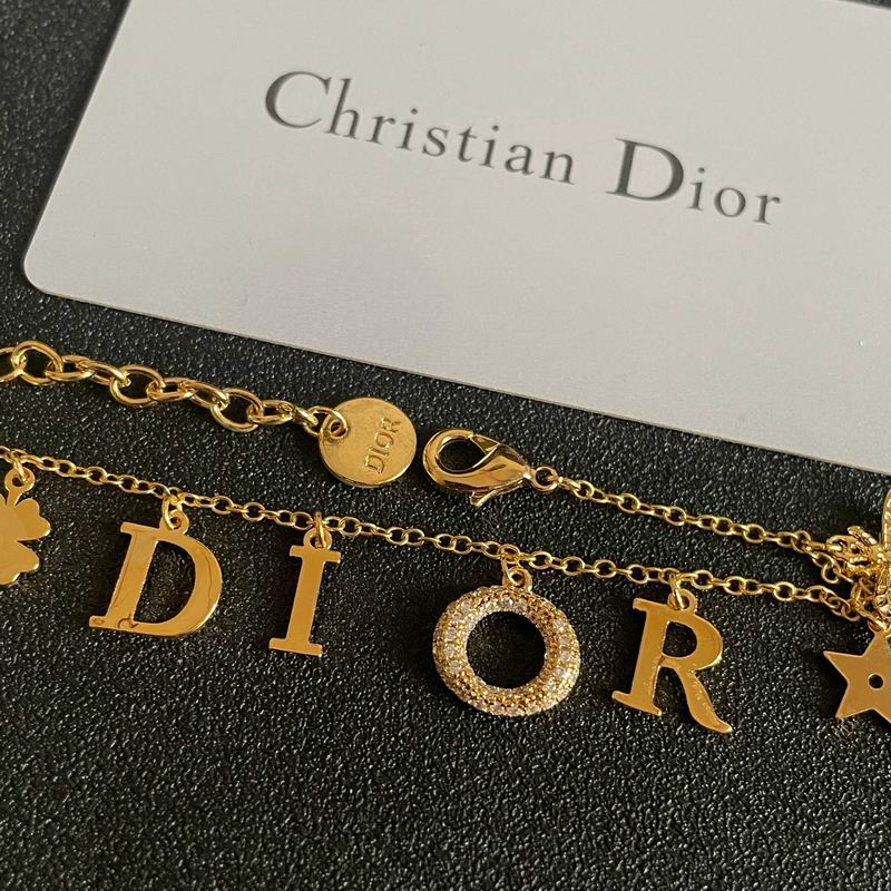 Dior Bracelet  02yxs02 (7)
