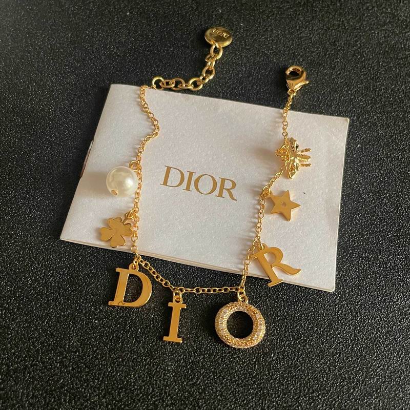 Dior Bracelet  02yxs02 (9)