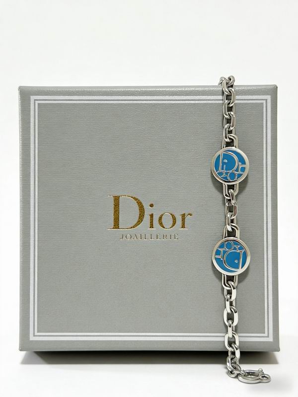 Dior Bracelet  02yxs06 (2)