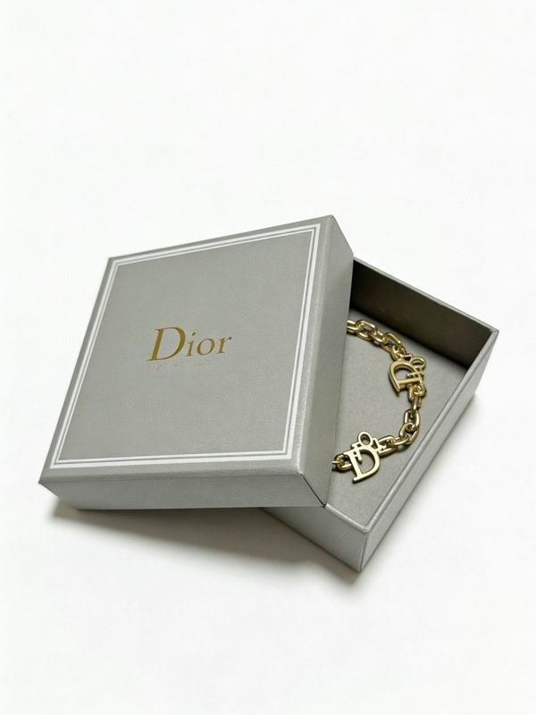 Dior Bracelet  02yxs07 (4)