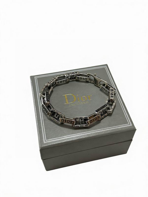 Dior Bracelet  02yxs09 (5)
