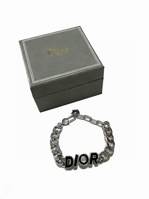 Dior Bracelet  02yxs12 (1)