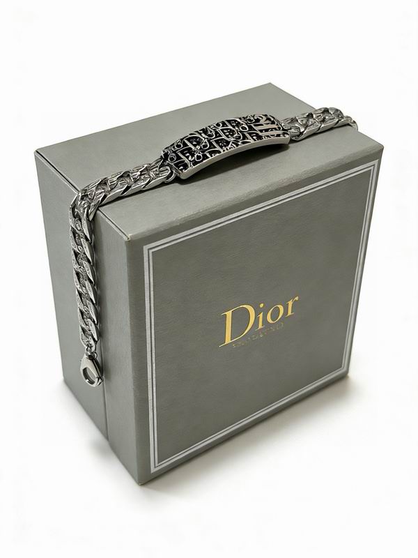 Dior Bracelet  02yxs14 (3)