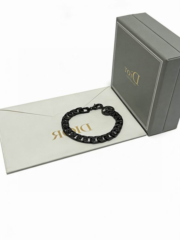 Dior Bracelet  02yxs15 (2)