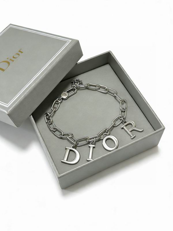 Dior Bracelet  02yxs19 (2)