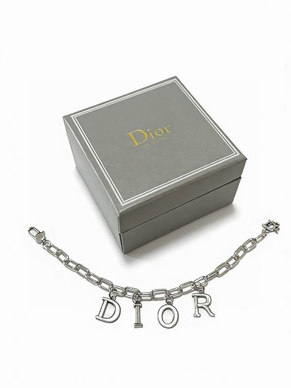 Dior Bracelet  02yxs19 (5)