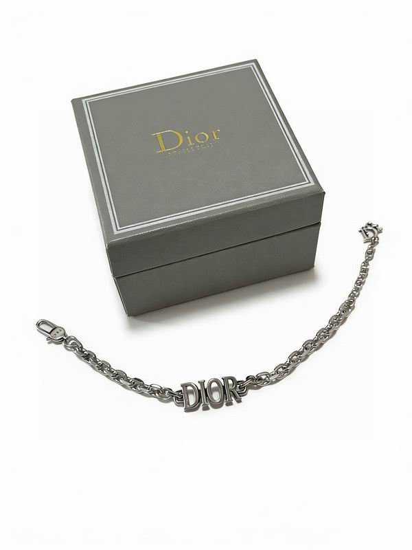 Dior Bracelet  02yxs21 (3)