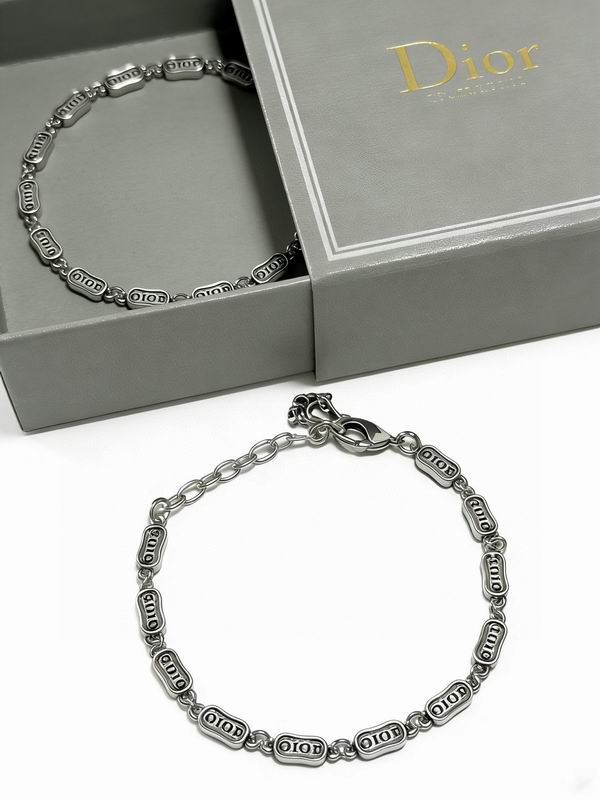Dior Bracelet  02yxs22 (4)
