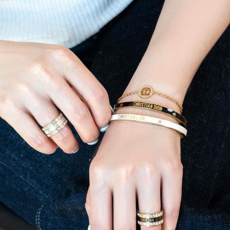 Dior Bracelet 02yxs02 (1)