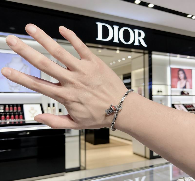 Dior Bracelet 02yxs02 (3)