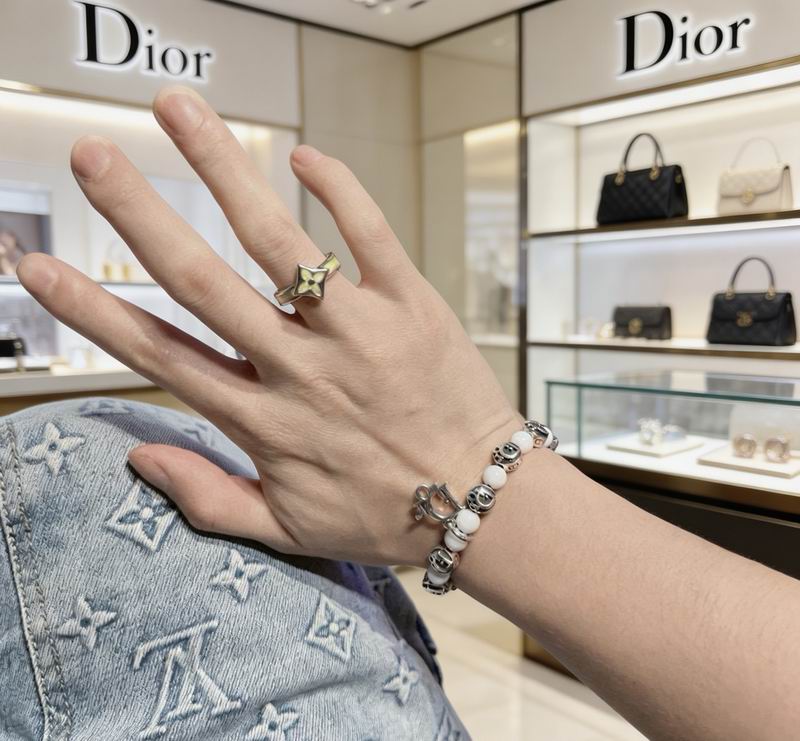 Dior Bracelet 03yxs19 (9)