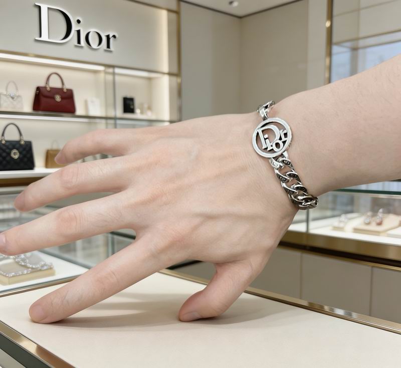 Dior Bracelet 03yxs38 (8)