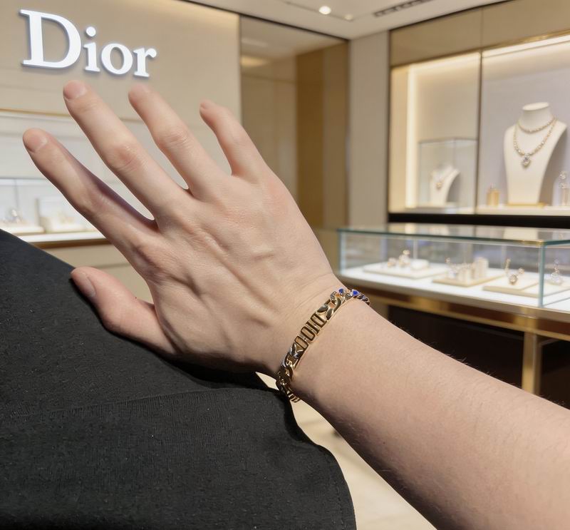 Dior Bracelet 03yxs50 (4)