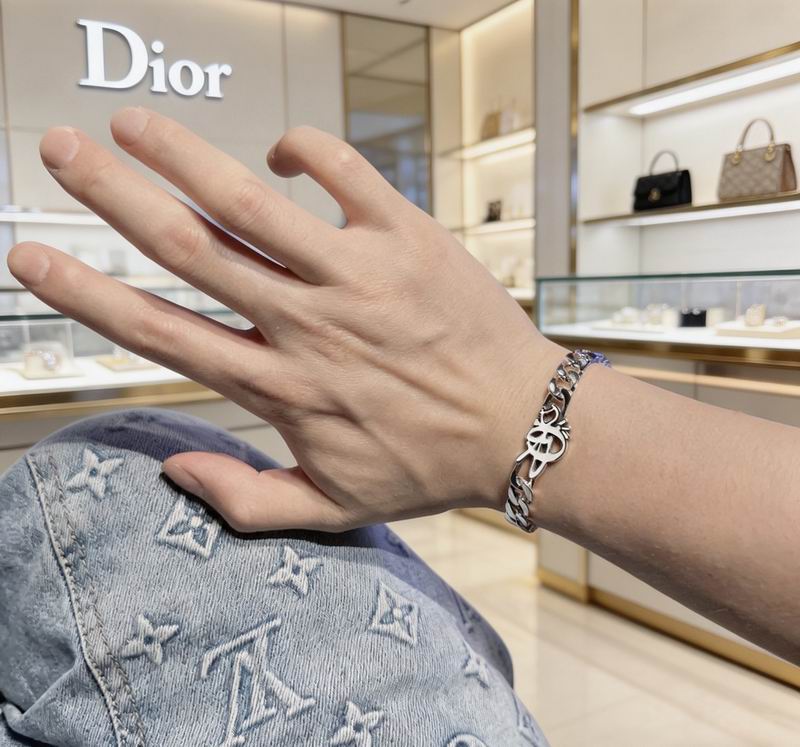 Dior Bracelet 03yxs51 (9)