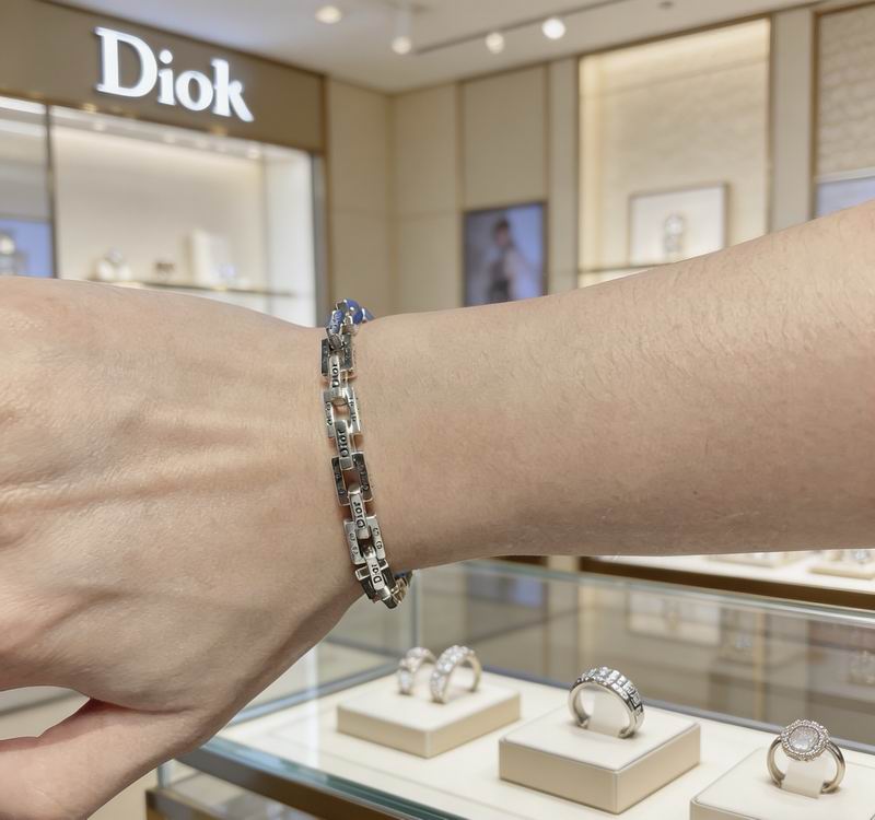 Dior Bracelet 03yxs53 (7)