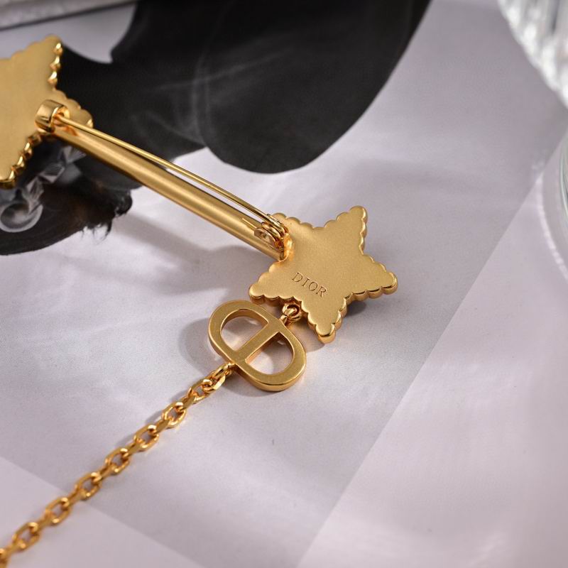 Dior Brooch 02yxs01 (5)
