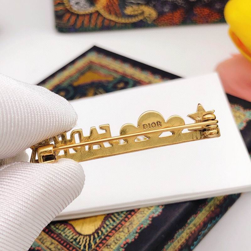 Dior Brooch 03yxs03 (7)