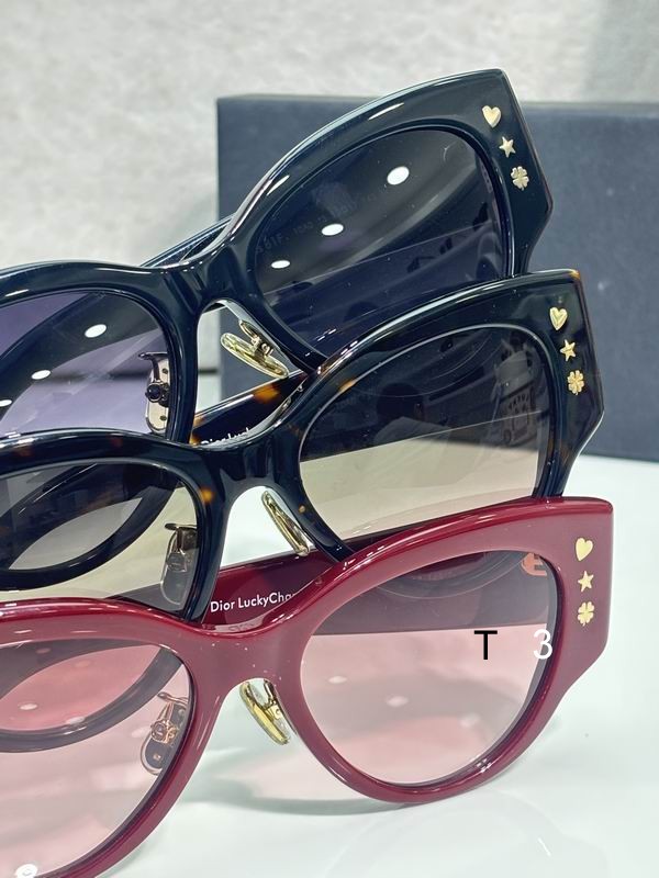 Dior Charms B1F 53 17-145 c09