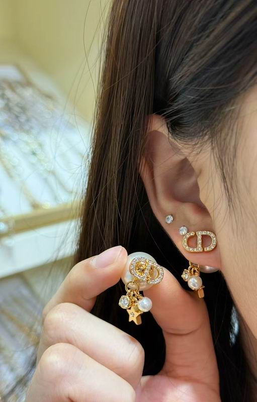 Dior Earring 02yxs06 (4)