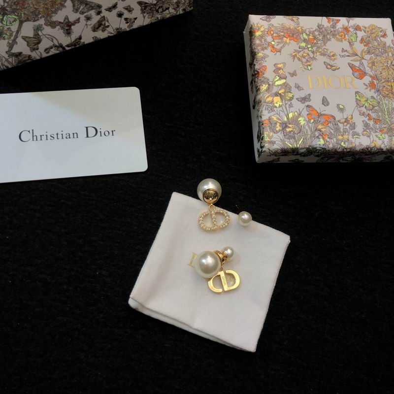 Dior Earring 02yxs23 (5)