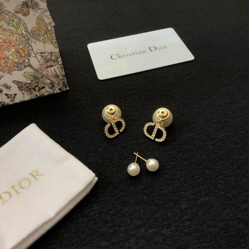 Dior Earring 02yxs23 (8)