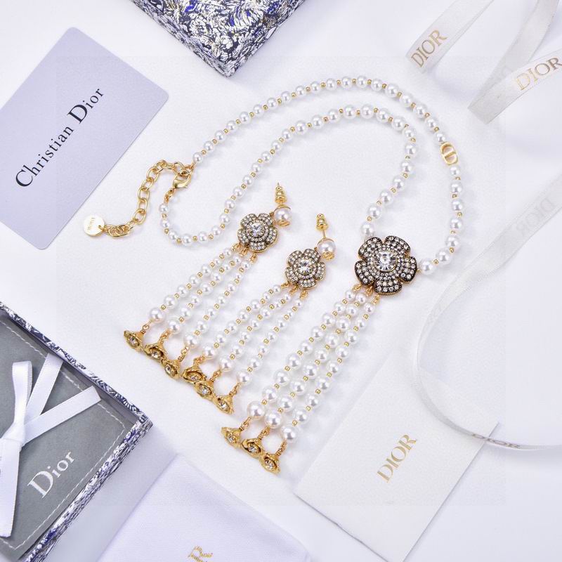 Dior Earring 02yxs24 (3)