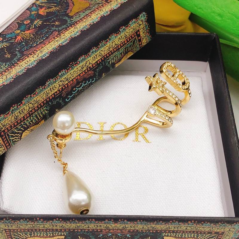 Dior Earring 03yxs101 (4)