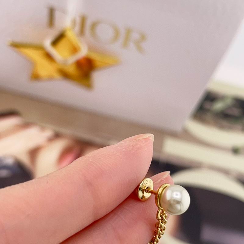 Dior Earring 03yxs97 (7)
