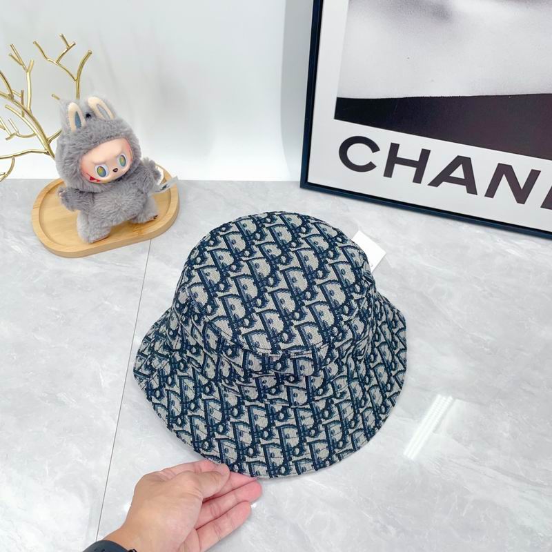 Dior Hat dx (1550)