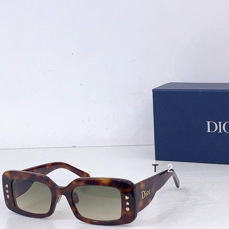 Dior LuckyCharms 52 21-145 b02