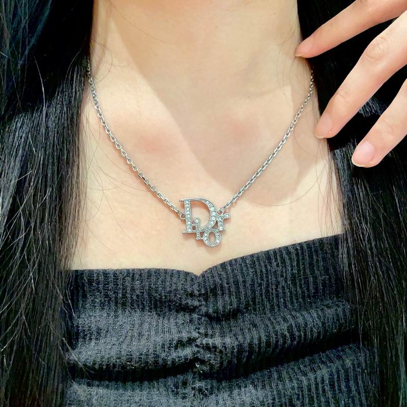 Dior Necklace 02yxs02 (1)