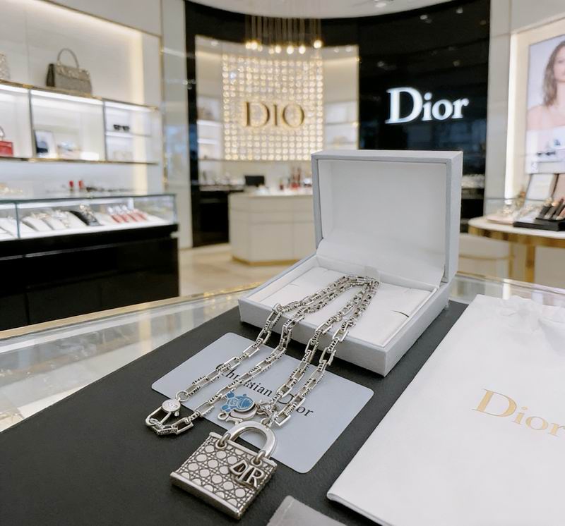 Dior Necklace 02yxs05 (2)