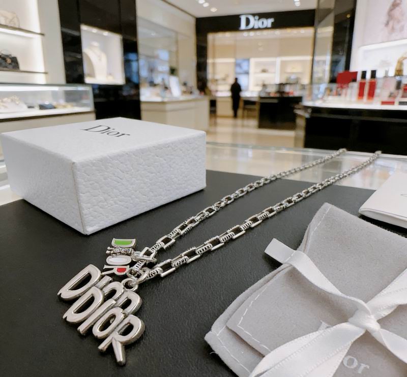 Dior Necklace 02yxs07 (2)