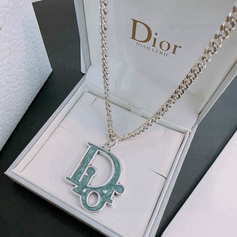 Dior Necklace 02yxs07 (3)
