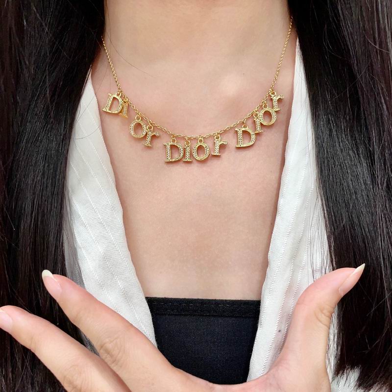 Dior Necklace 02yxs08 (1)