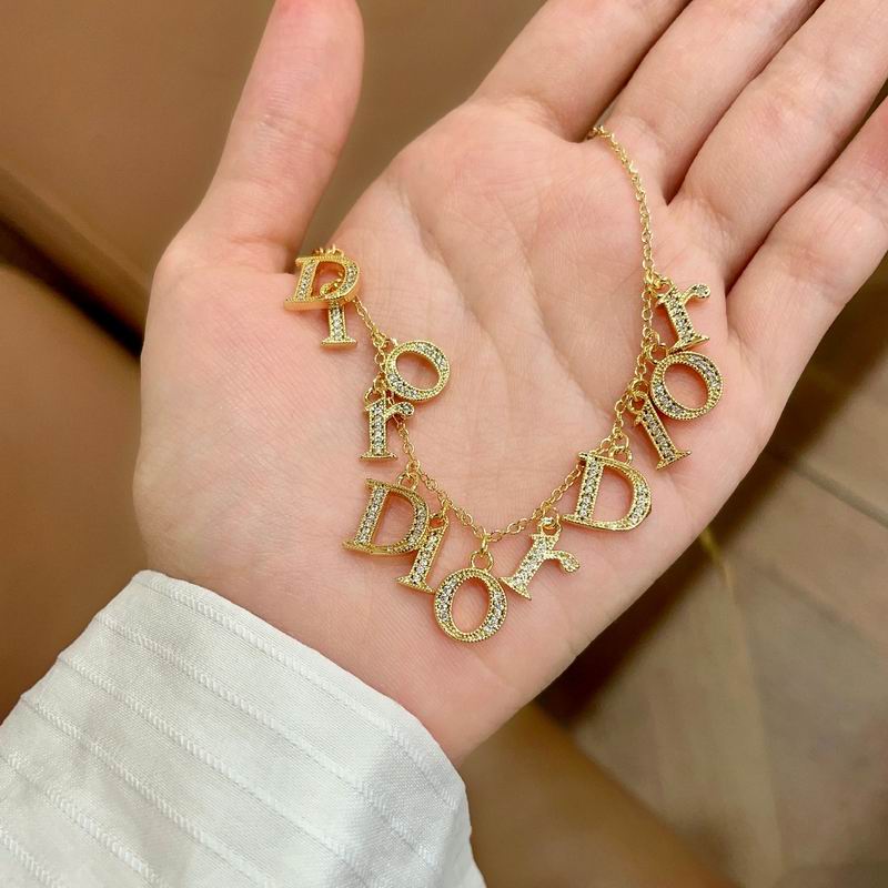 Dior Necklace 02yxs08 (3)