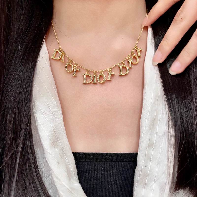 Dior Necklace 02yxs09 (1)