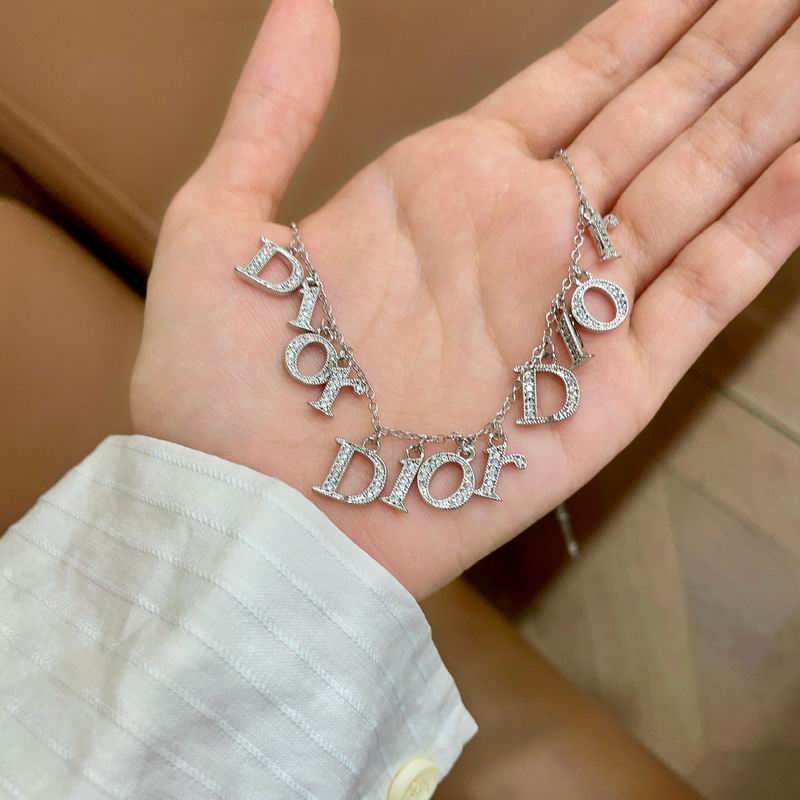 Dior Necklace 02yxs09 (5)