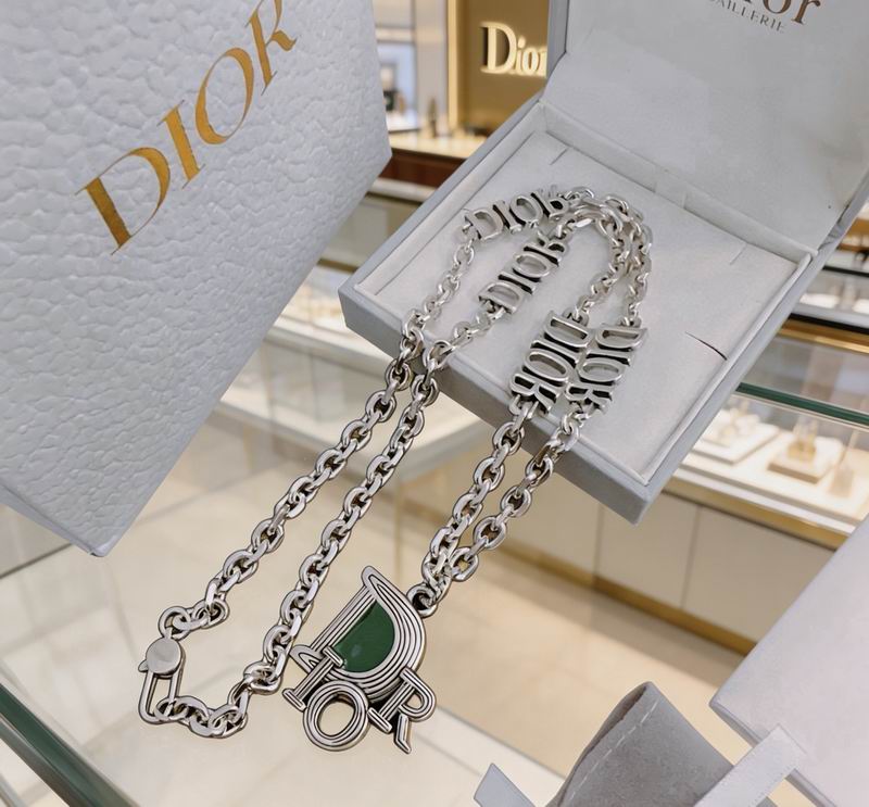 Dior Necklace 02yxs29 (5)