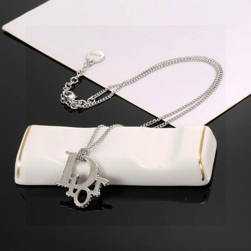 Dior Necklace 02yxs35 (2)