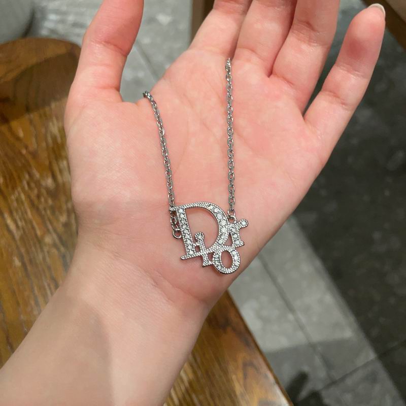 Dior Necklace 02yxs36 (1)