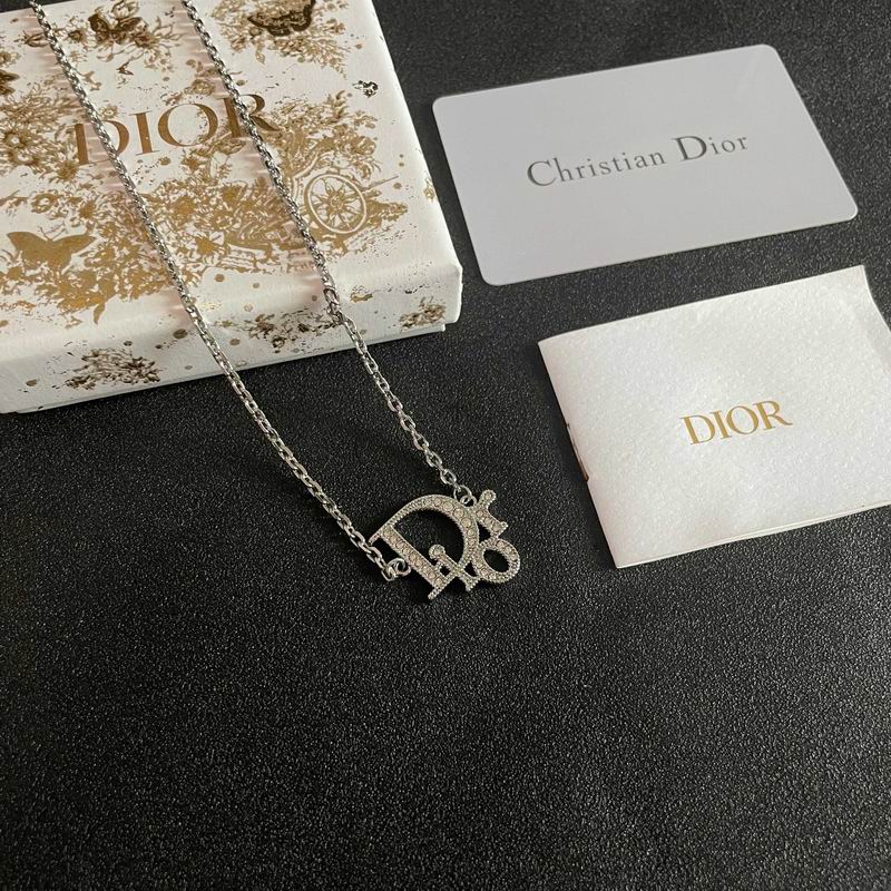 Dior Necklace 02yxs36 (3)