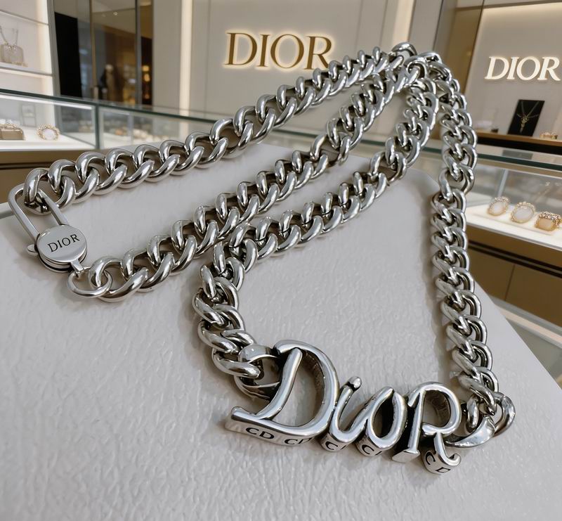 Dior Necklace 02yxs41 (3)