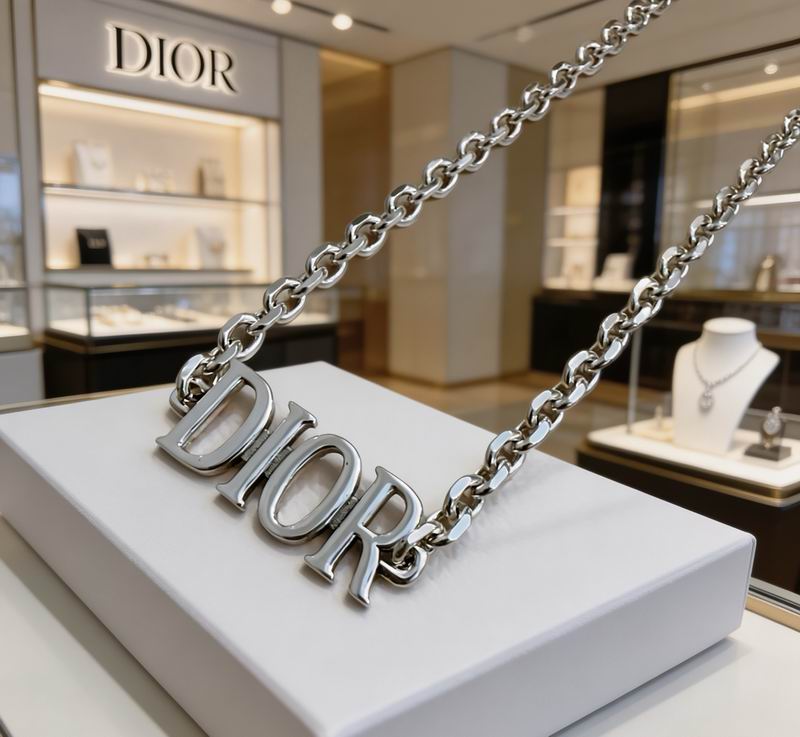Dior Necklace 02yxs42 (4)